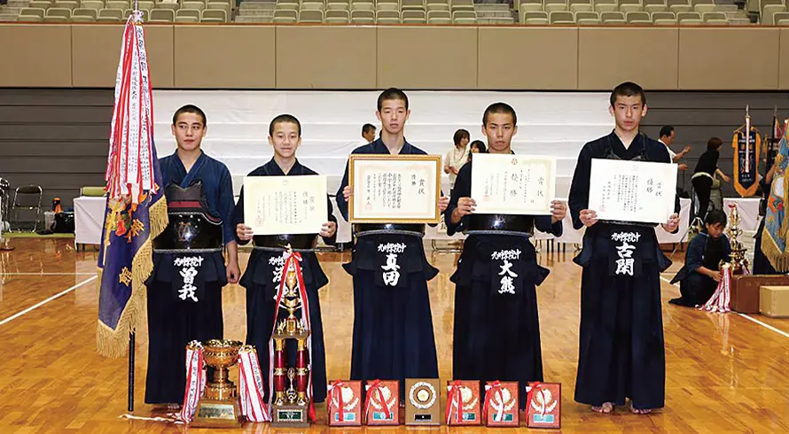 中学生男子の部優勝 九州学院中学校A(熊本)